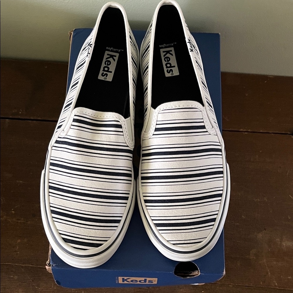 Keds White and Navy Striped Canvas Slip-On Loafers